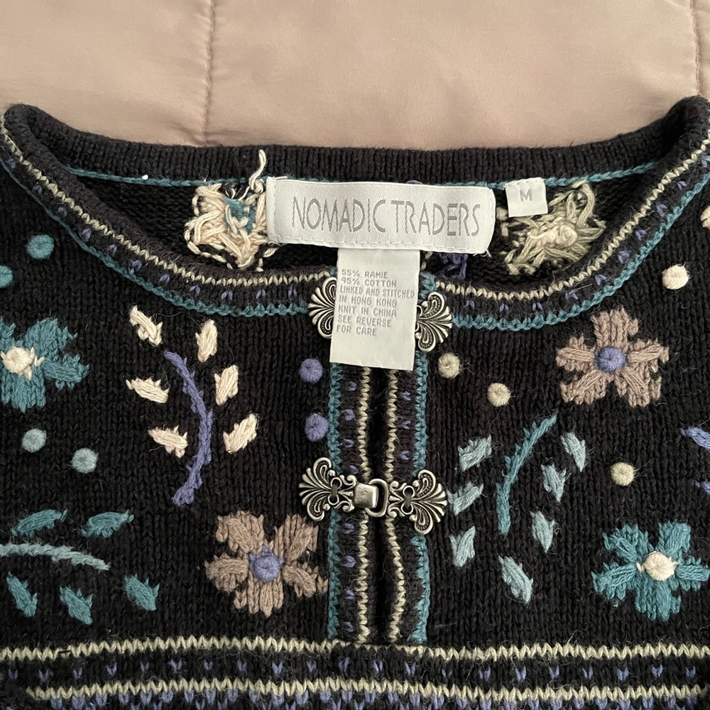 Nomadic Trader Nordic Style Pullover Sweater - image 2